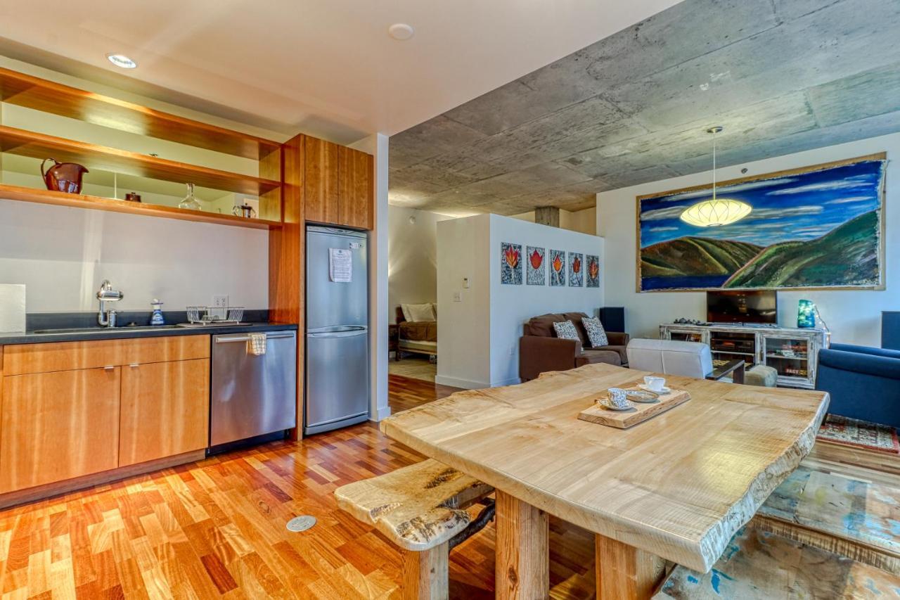 فندق Oak Street Lofts هود ريفر المظهر الخارجي الصورة
